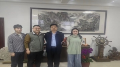 热烈欢迎北京宏坚国际贸易公司 王总一行来我公司考察指导